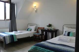 Отели типа «постель и завтрак» Toon Armeni Guest House Дилижан Двухместный номер эконом-класса с 2 отдельными кроватями-4